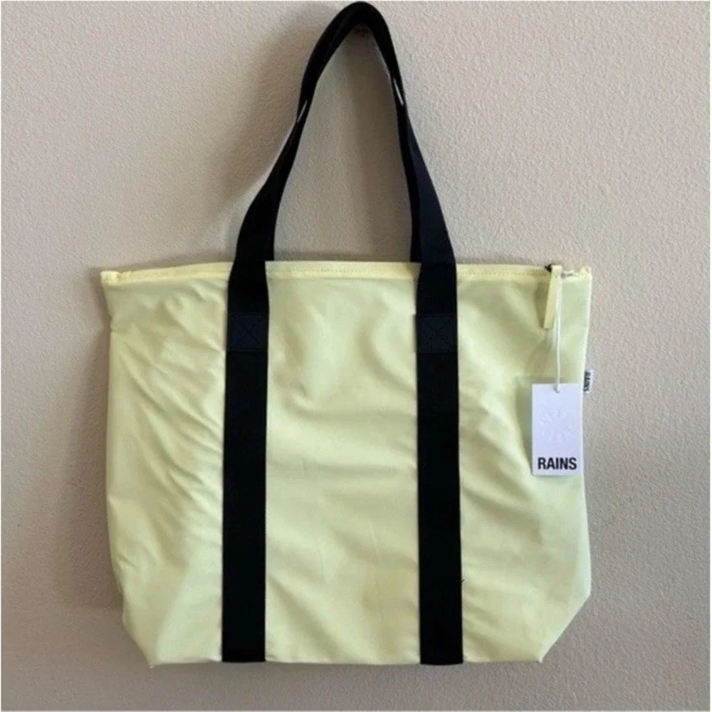 RAINS‎ rush tote bag - waterproof Denmark NWT - commuter new Straw Butter Yellow